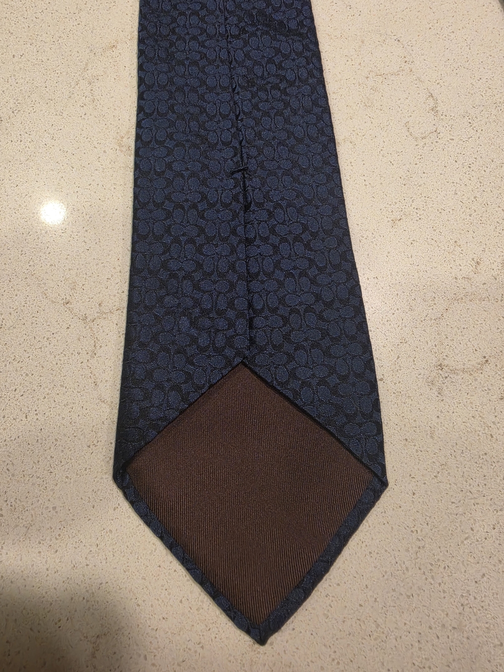 Coach 100% Silk Mens Tie - Navy Blue - Picture 5 of 7
